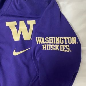 Nike UW quarter zip jacket
